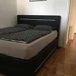 Center 3-setaliste 아파트 프리제도르