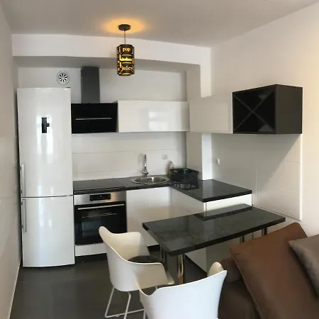 Center 3-setaliste *