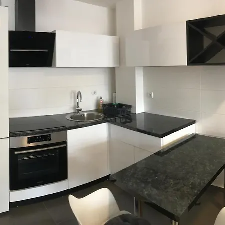 Center 3-setaliste Lägenhet